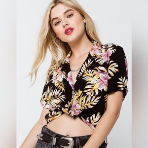 Volcom Cropped Button Up